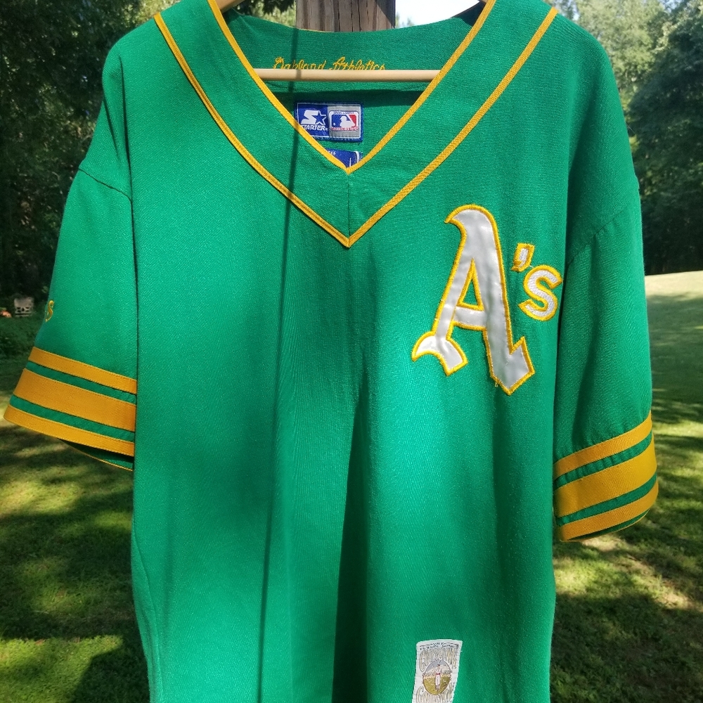 Vtg Starter A's 72-74 Cooperstown Collection shirt